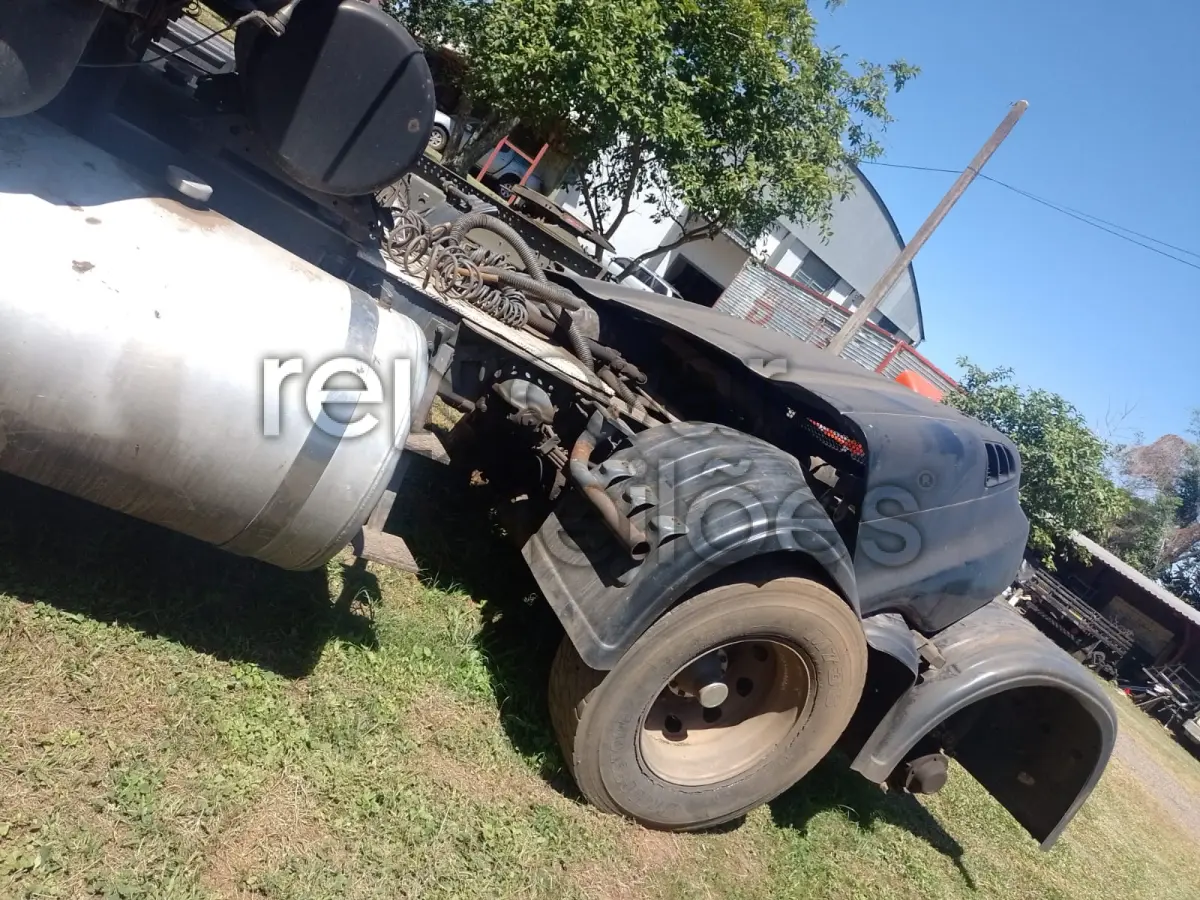 LOTE 067 - SCANIA T124 GA 4X2 NZ 360 - ANO 2003/2004 - DEPOSITADO EM CACHOEIRA DO SUL/RS