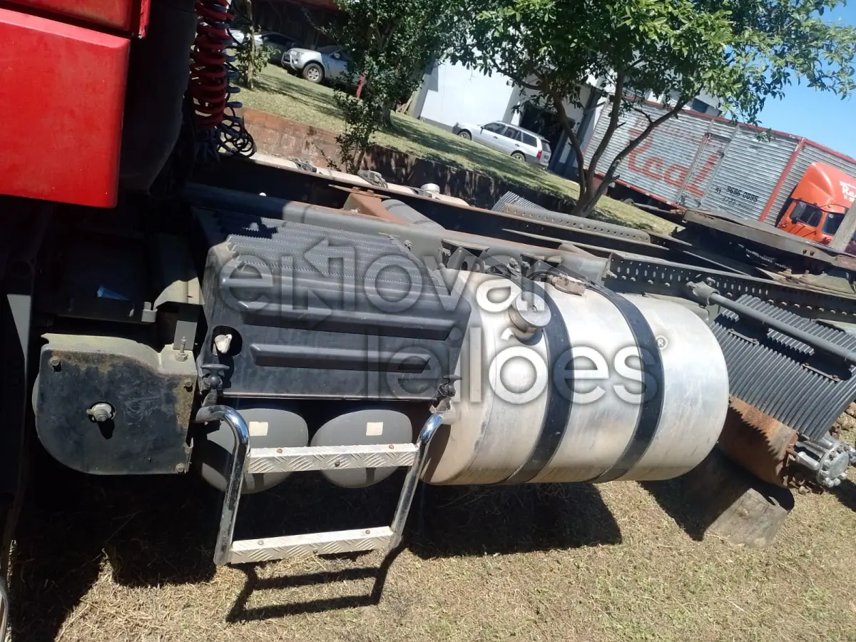 LOTE 069 - VOLVO FH 440 6X2 - ANO 2007/2007 - DEPOSITADO EM CACHOEIRA DO SUL/RS