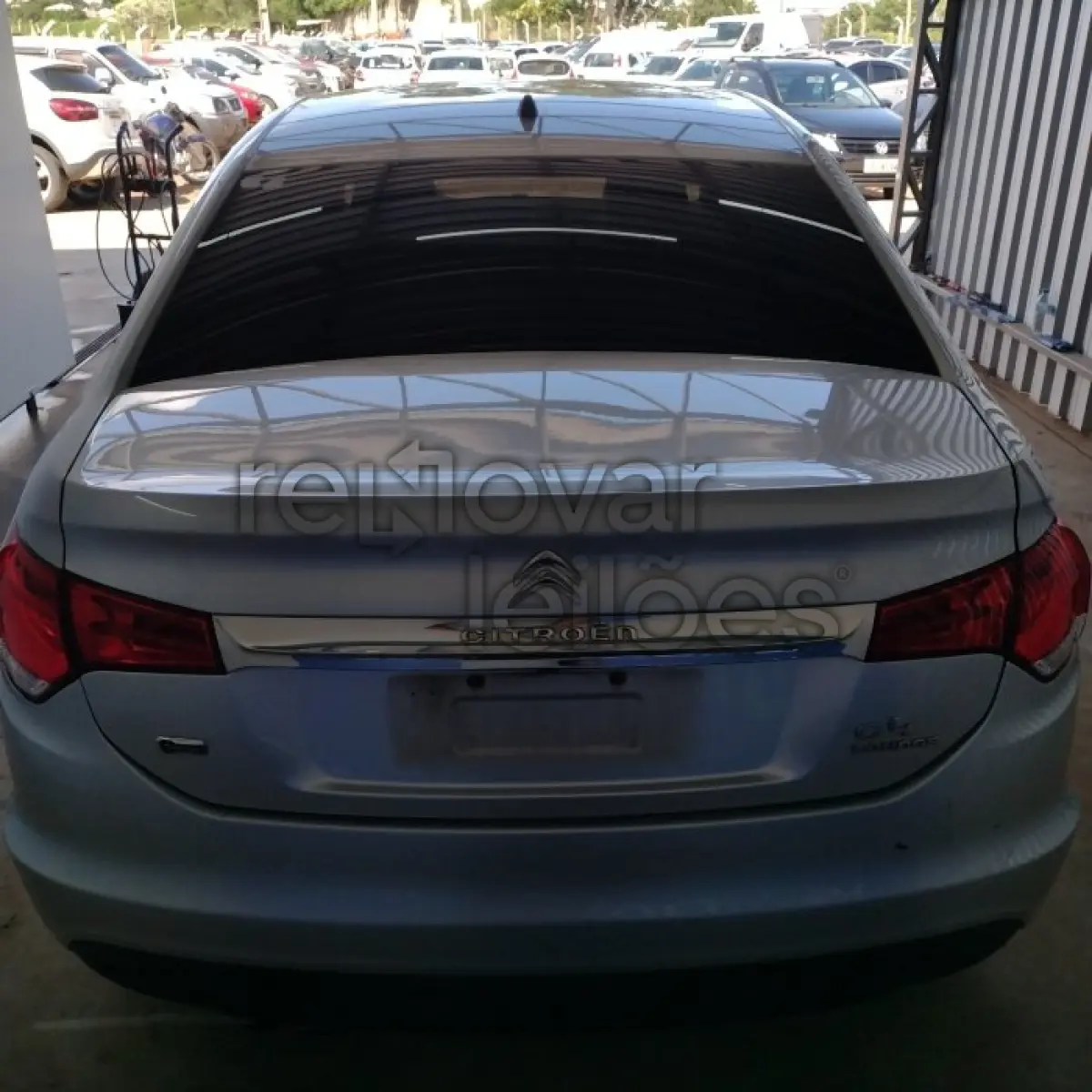 LOTE 064 - CITROEN C4 LOUNGE THP - ANO 2015/2015 - COMPLETO - PASSAGEM POR LEILÃO E INDICIO DE SINISTRO