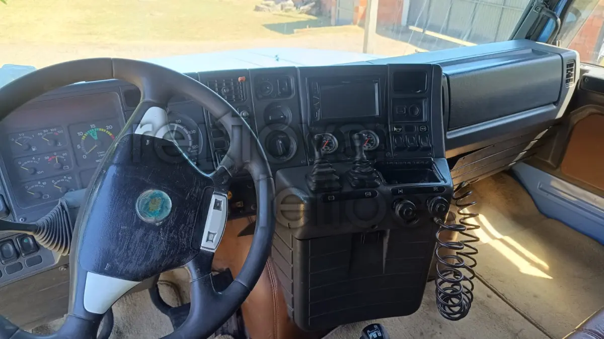 LOTE 068 - SCANIA T113 H 4X2 360 - ANO 1994/1994 - DEPOSITADO EM CACHOEIRA DO SUL/RS