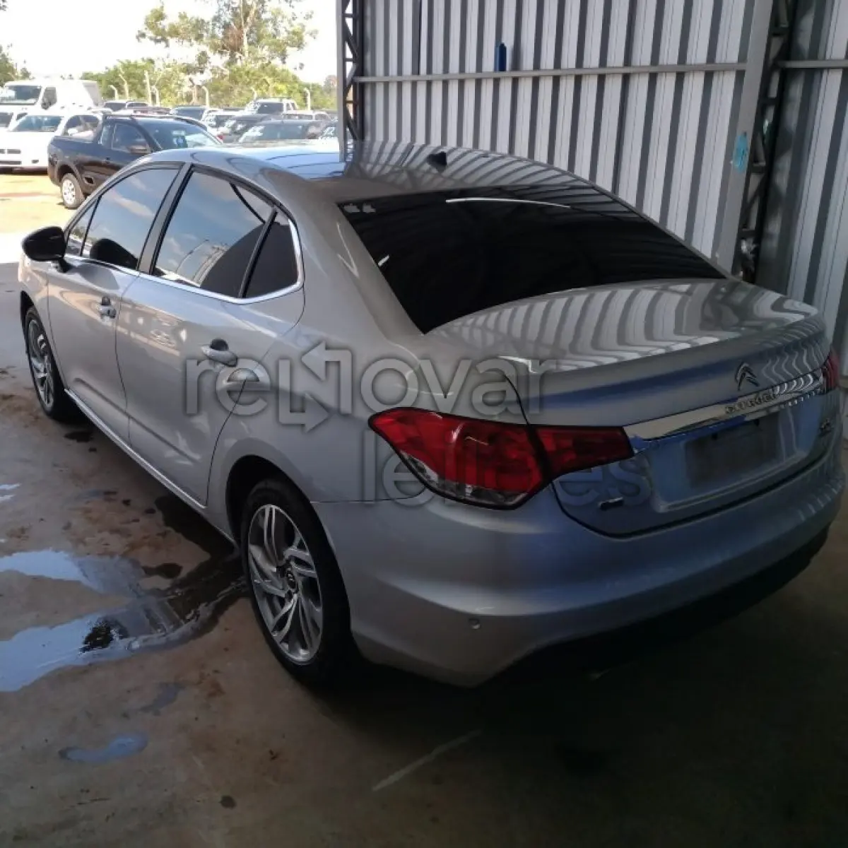 LOTE 064 - CITROEN C4 LOUNGE THP - ANO 2015/2015 - COMPLETO - PASSAGEM POR LEILÃO E INDICIO DE SINISTRO