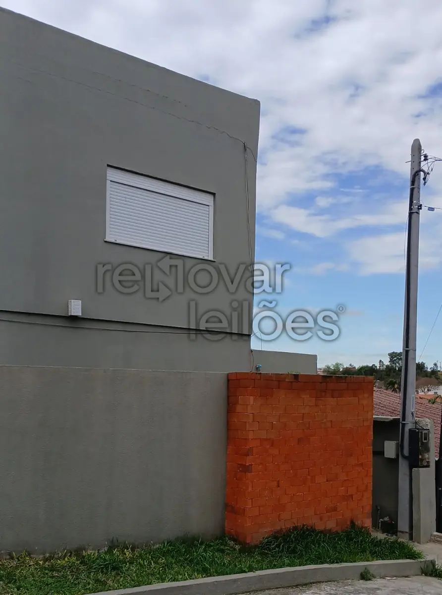 LOTE 001 - TERRENO COM 300 M² + EDIFICAÇÃO DE 260M² / LOTEAMENTO SEVERO DE ABREU / SANT'ANA DO LIVRAMENTO - RS