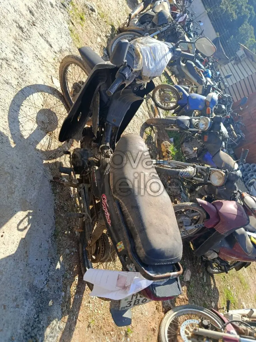 LOTE 0587
