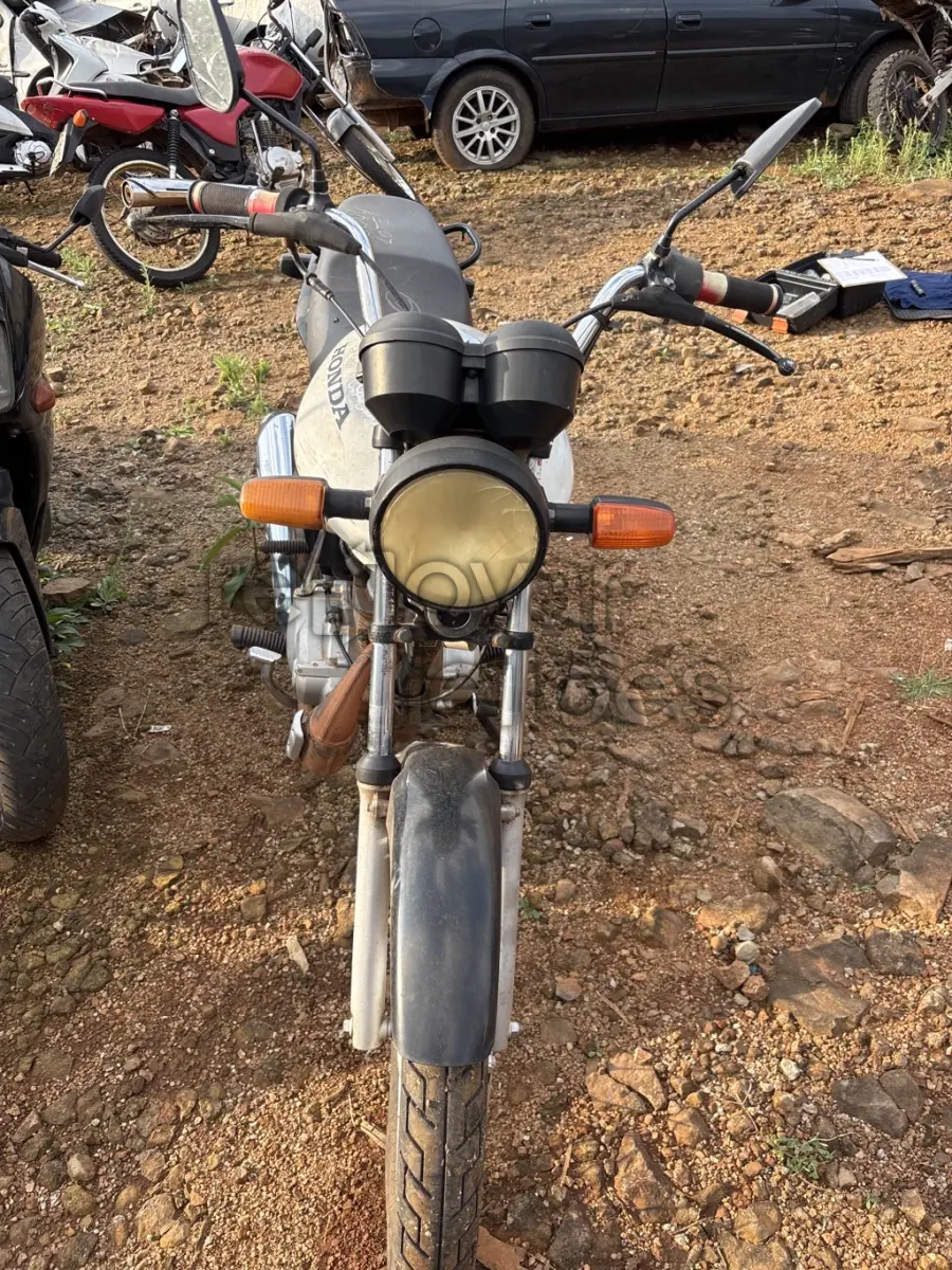 LOTE 0598