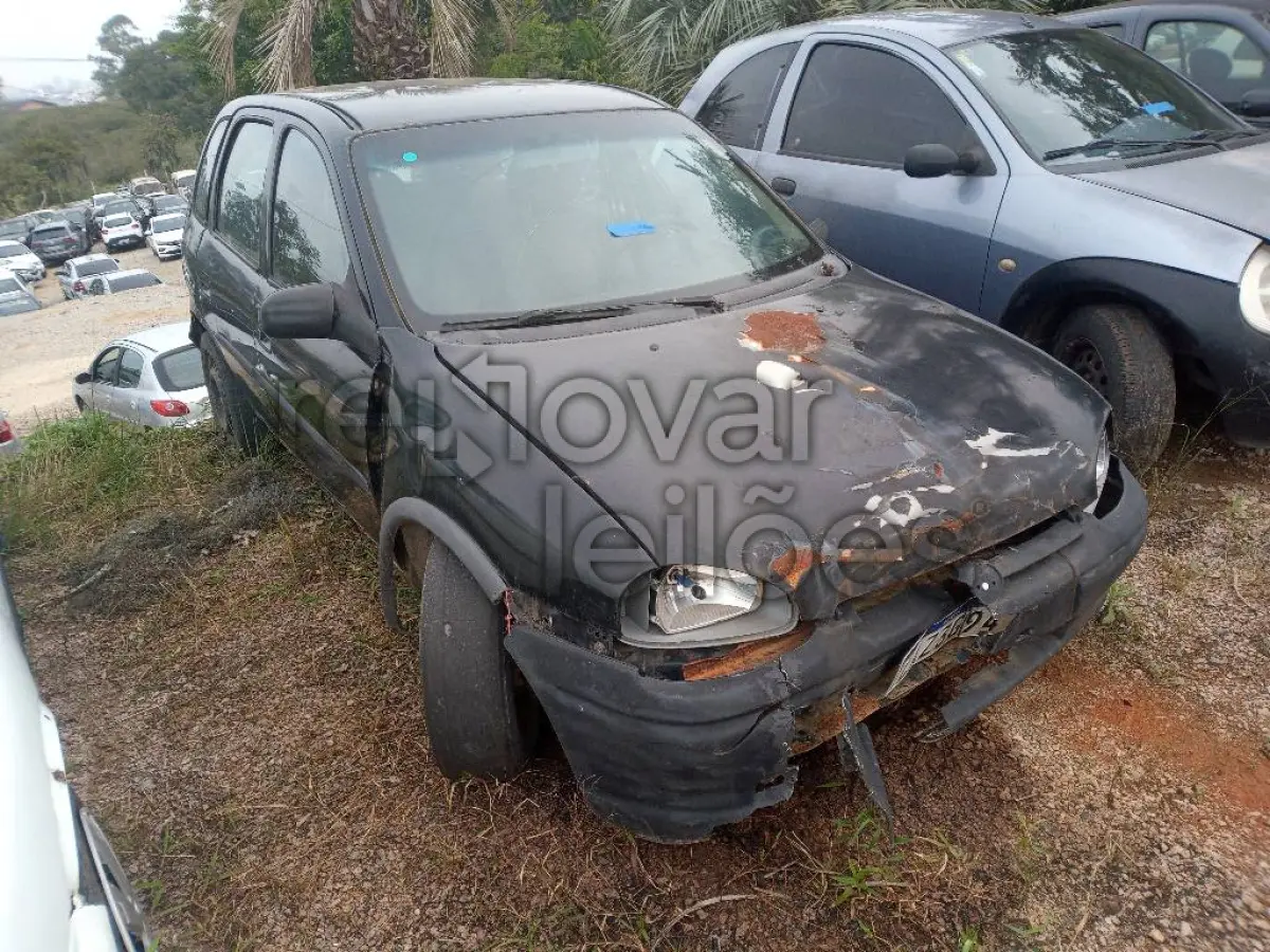 LOTE 0647