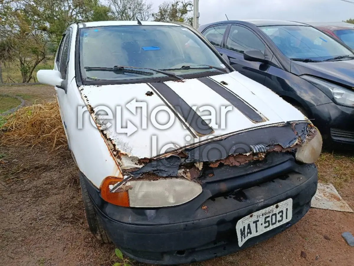 LOTE 0677