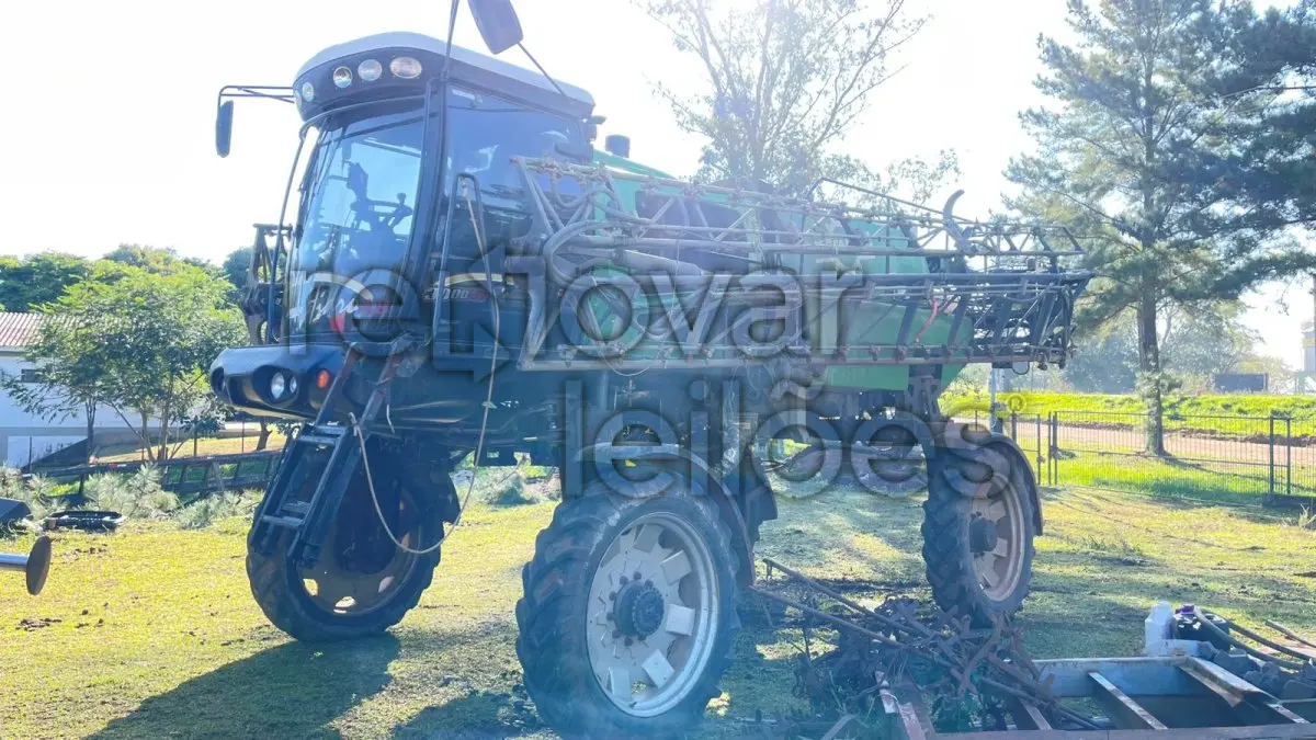 PULVERIZADOR METALFOR 3000 - 28 METROS DE BARRA - CRESOL CONFIANÇA - DEPOSITADO EM TUPANCIRETÃ/RS