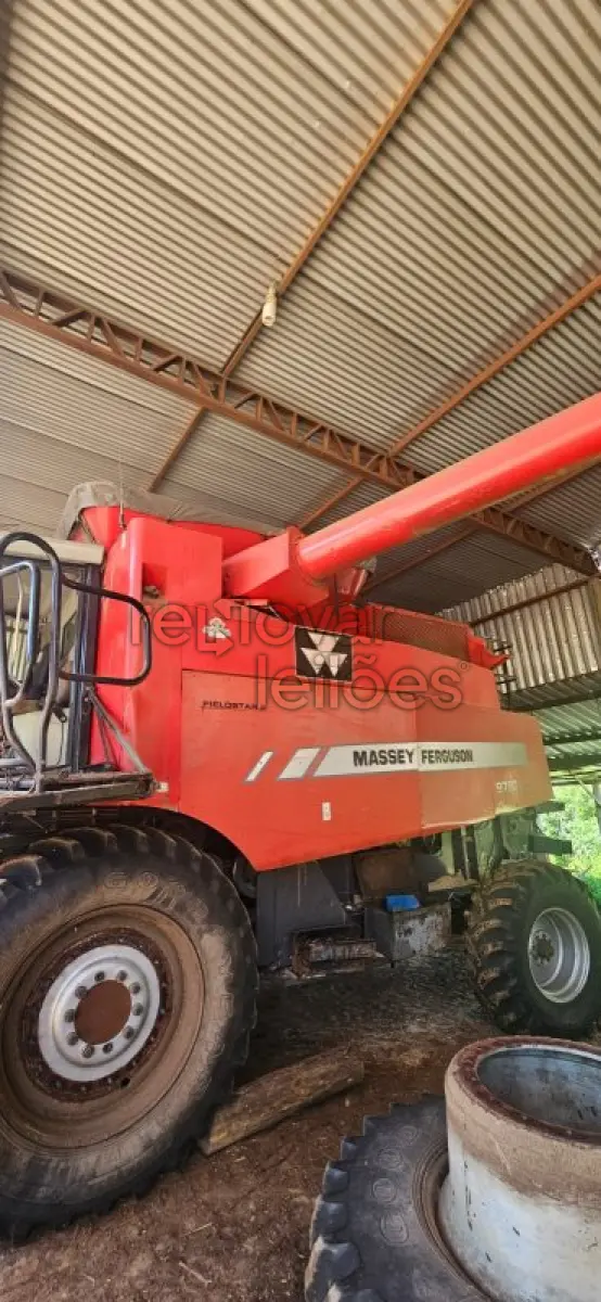 COLHEITADEIRA MASSEY FERGUSON MF9790 - ANO 2012 - CRESOL CENTRO SERRA - DEPOSITADO EM CURITIBANOS/SC