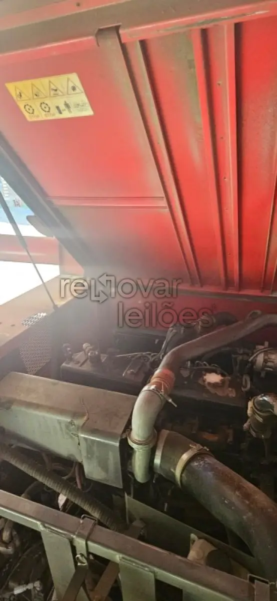 LOTE 006 - COLHEITADEIRA MASSEY FERGUSON MF9790 - ANO 2012 - CRESOL CENTRO SERRA - DEPOSITADO EM CURITIBANOS/SC