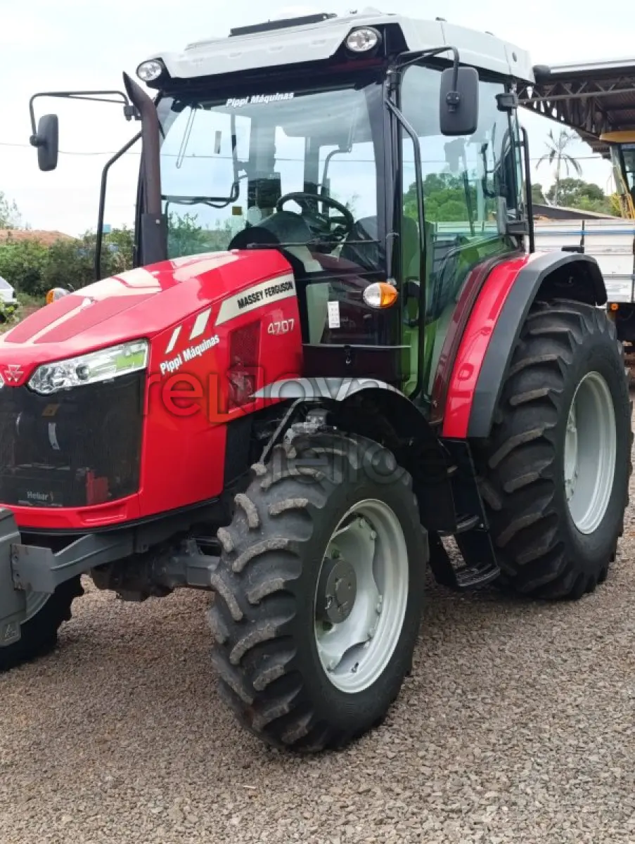 TRATOR MASSEY FERGUSON 4707 - ANO 2023 - CRESOL ESSÊNCIA - DEPOSITADO EM TUPARENDI/RS
