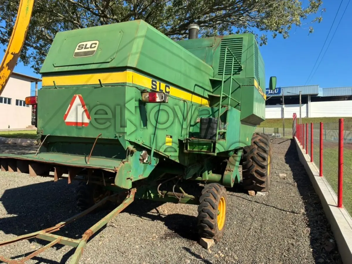 LOTE 013 - COLHEITADEIRA SLC 7200 - ANO 1988 - CRESOL MISSÕES FRONTEIRA - DEPOSITADO EM CERRO LARGO/RS