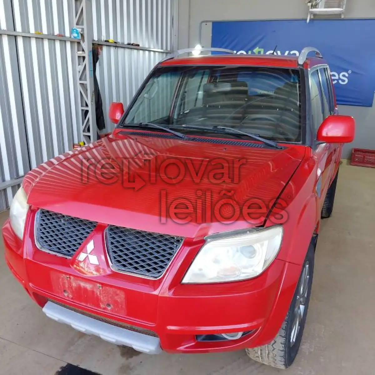 MITSUBISHI PAJERO TR4 - ANO 2013/2014 - SICREDI LIBERDADE - PASSAGEM POR LEILÃO - DEPOSITADO EM SANTO ANGELO/RS