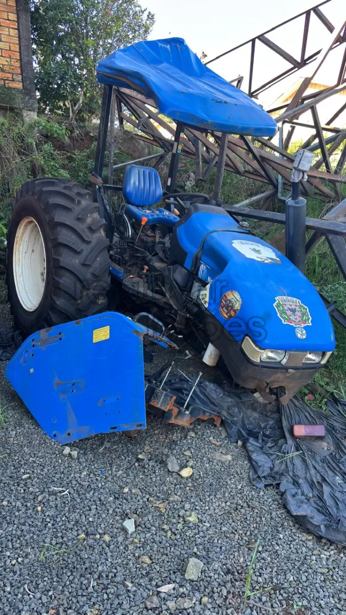 TRATOR NEW HOLLAND TT 4030