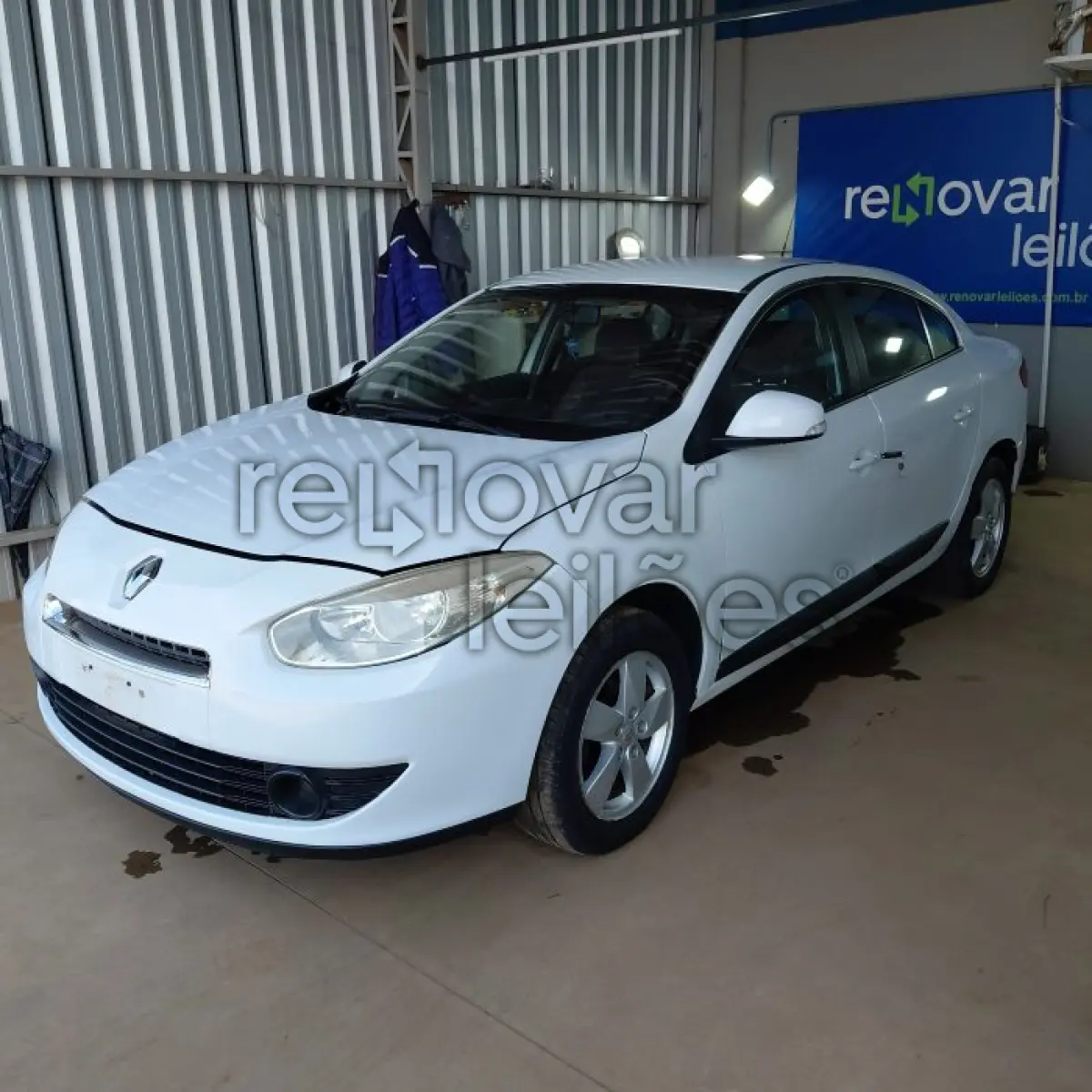 RENAULT FLUENCE EXP 16 - ANO 2013/2014 - COMPLETO - SICREDI CONFIANÇA - DEPOSITADO EM SANTO ÂNGELO/RS