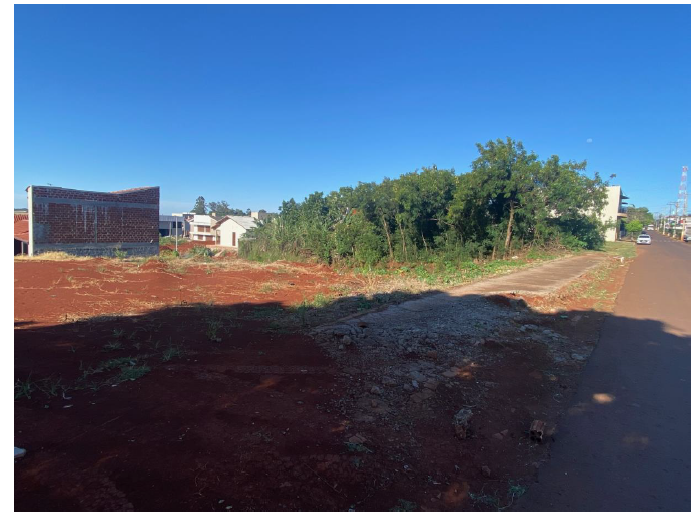 EXCELENTE TERRENO URBANO COM 1.256,40M² / CENTRO / GIRUÁ - RS, localizado em Giruá - RS