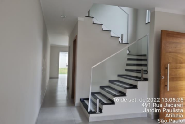 EXCELENTE CASA EM ALVENARIA COM ÁREA PRIVATIVA DE 115,17M² / JARDIM PAULISTA / ATIBAIA - SP, localizado em Atibaia - SP