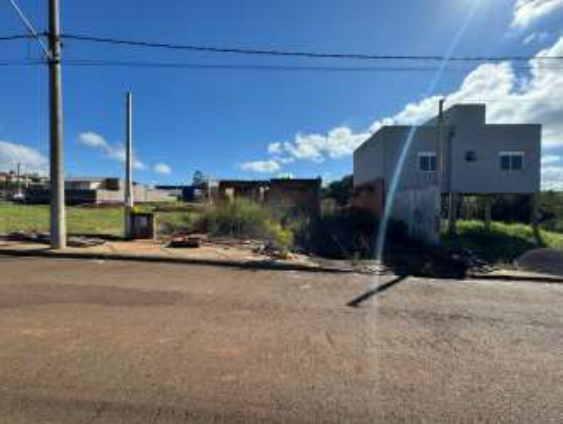 TERRENO URBANO COM 360,08 METROS QUADRADOS / LOTEAMENTO CALGARO / ERECHIM/RS, localizado em Erechim - RS