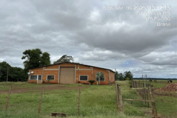 FRAÇÃO DE TERRAS DE 2 HA DENTRO DE MAIOR ÁREA / COM BENFEITORIAS / RINCÃO DOS MELOS / SÃO BORJA - RS, localizado em São Borja - RS