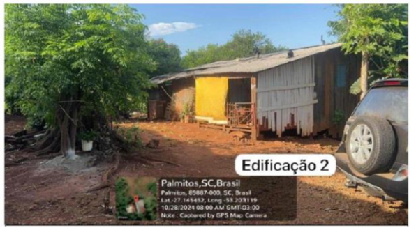 PARTE DO LOTE MAIOR LESTE / LOTE RURAL Nº 13 / 3ª SEÇÃO PASSARINHOS / LINHA PASSARINHOS - INTERIOR DE PALMITOS - SC / COM 5 HA E BENFEITORIAS PENDENTES DE AVERBAÇÃO, localizado em Palmitos - SC