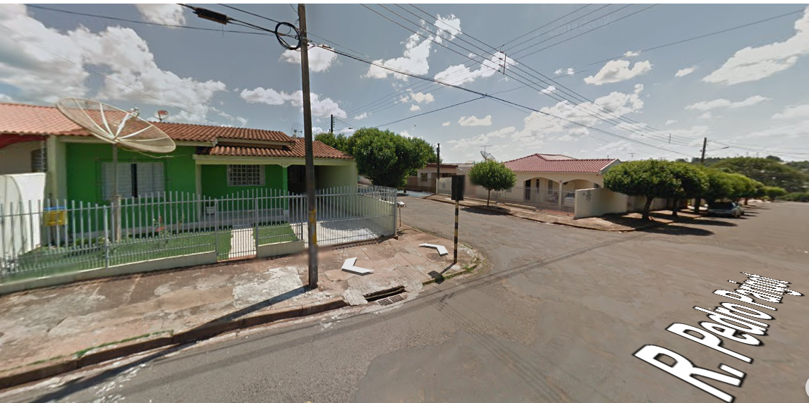 Casa De Esquina De 63,75m² + Terreno Urbano C/ 175,00m² - Goioerê/pr, localizado em Goioerê - PR