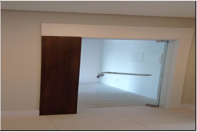 Sala Comercial C/ Área De 129,51m² + Box De Estacionamento / Garibaldi - Rs., localizado em Garibaldi - RS