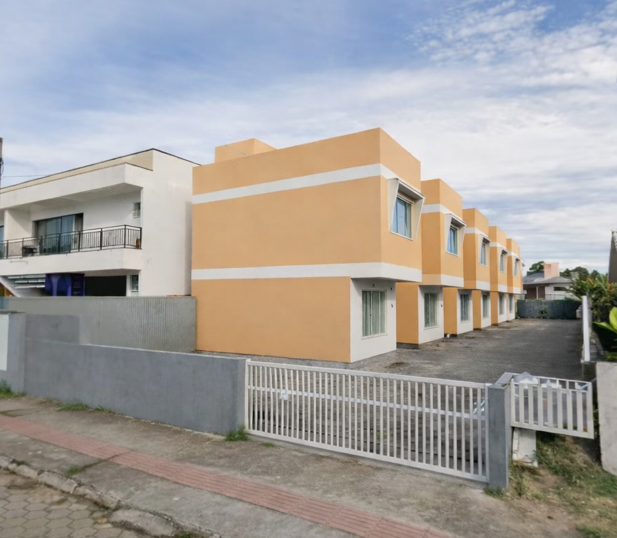 LEILÃO DE IMÓVEL / GAROPABA - SC