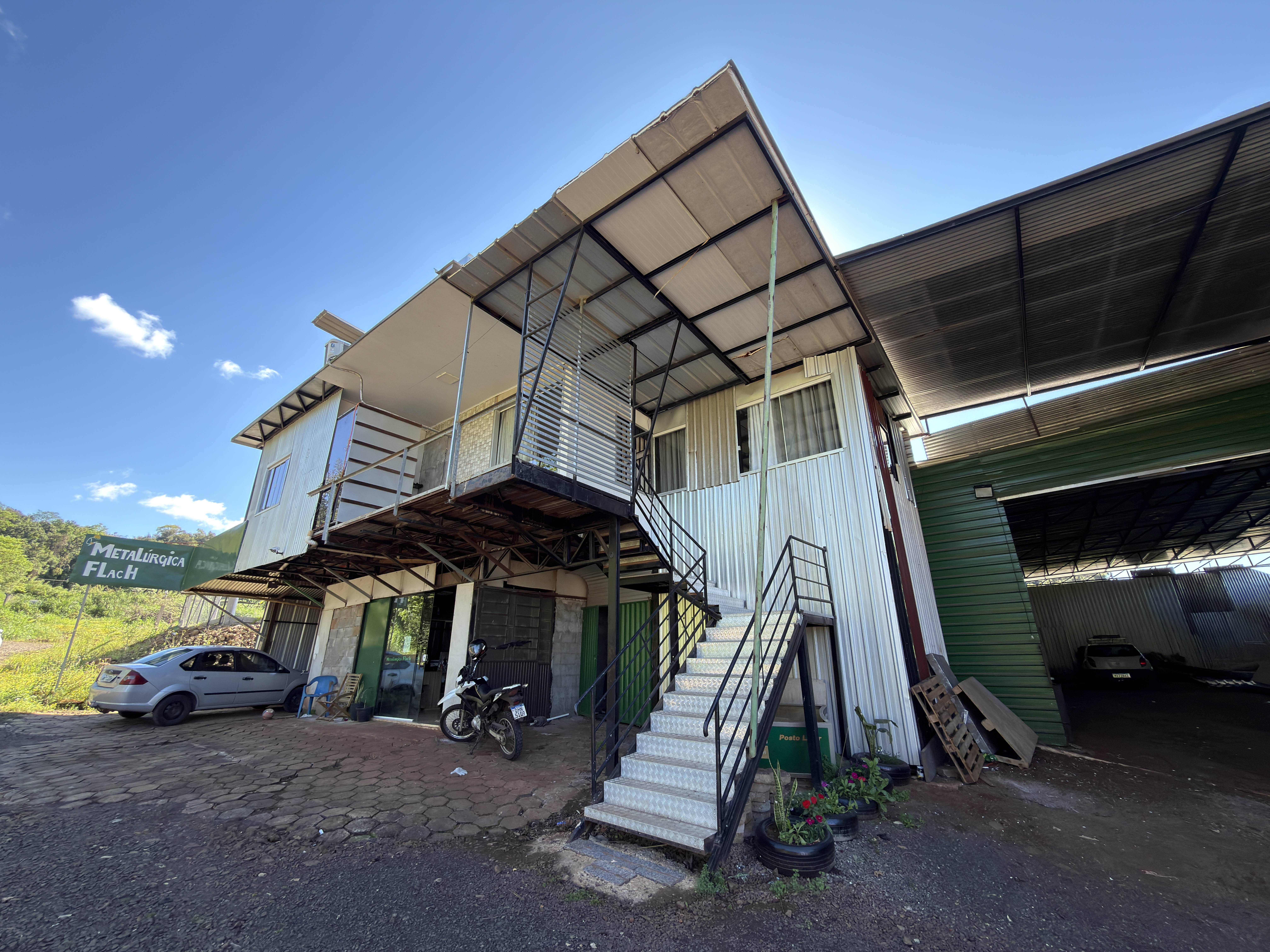 Imagem do imóvel Galpão Comercial C/ 850,00 M² - Itapiranga / Sc